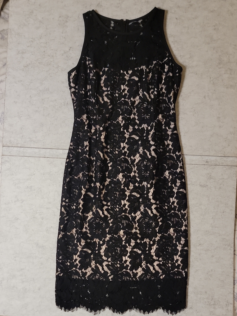 NWT White House Black Market WHBM Size 2 Black Lace Sheath Dress Champagne Lined